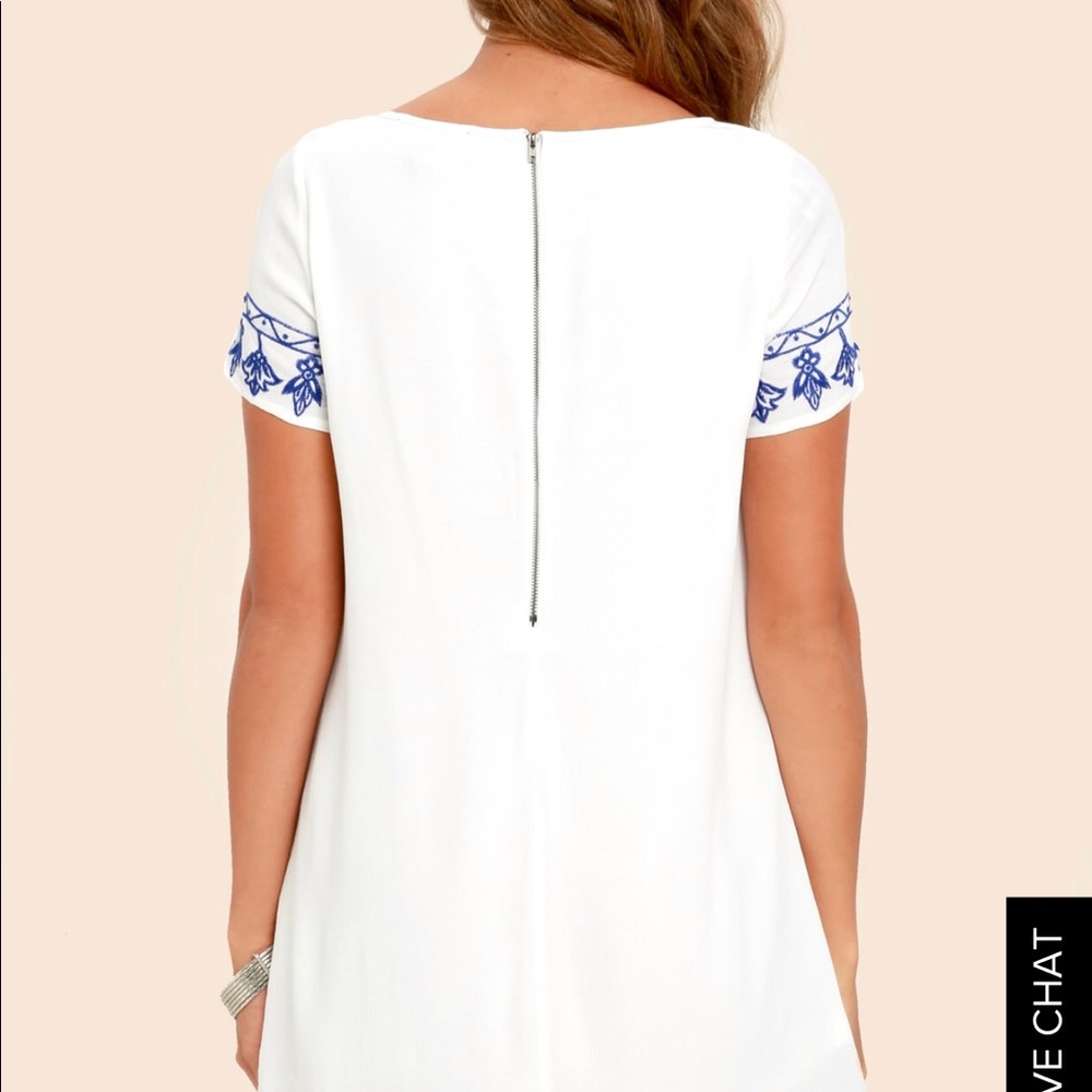 TALE TO TELL BLUE & IVORY EMBROIDERED SHIFT DRESS